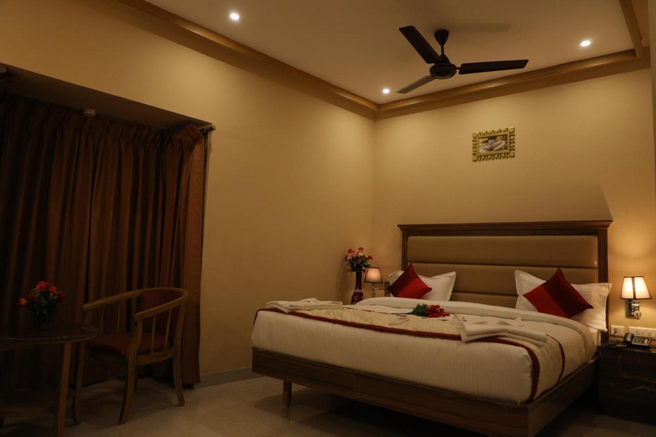 Hôtel Bairav Grand Madurai Extérieur photo